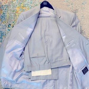 46 Regular, Traditional Cut, Grey Sharkskin, flat front pants and single vent.